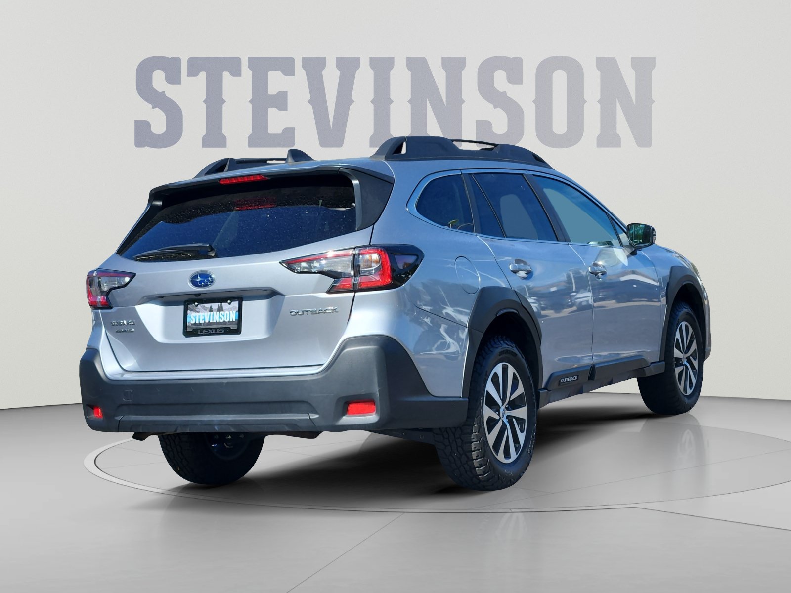 Used 2025 Subaru Outback Premium AWD/4WD image 5