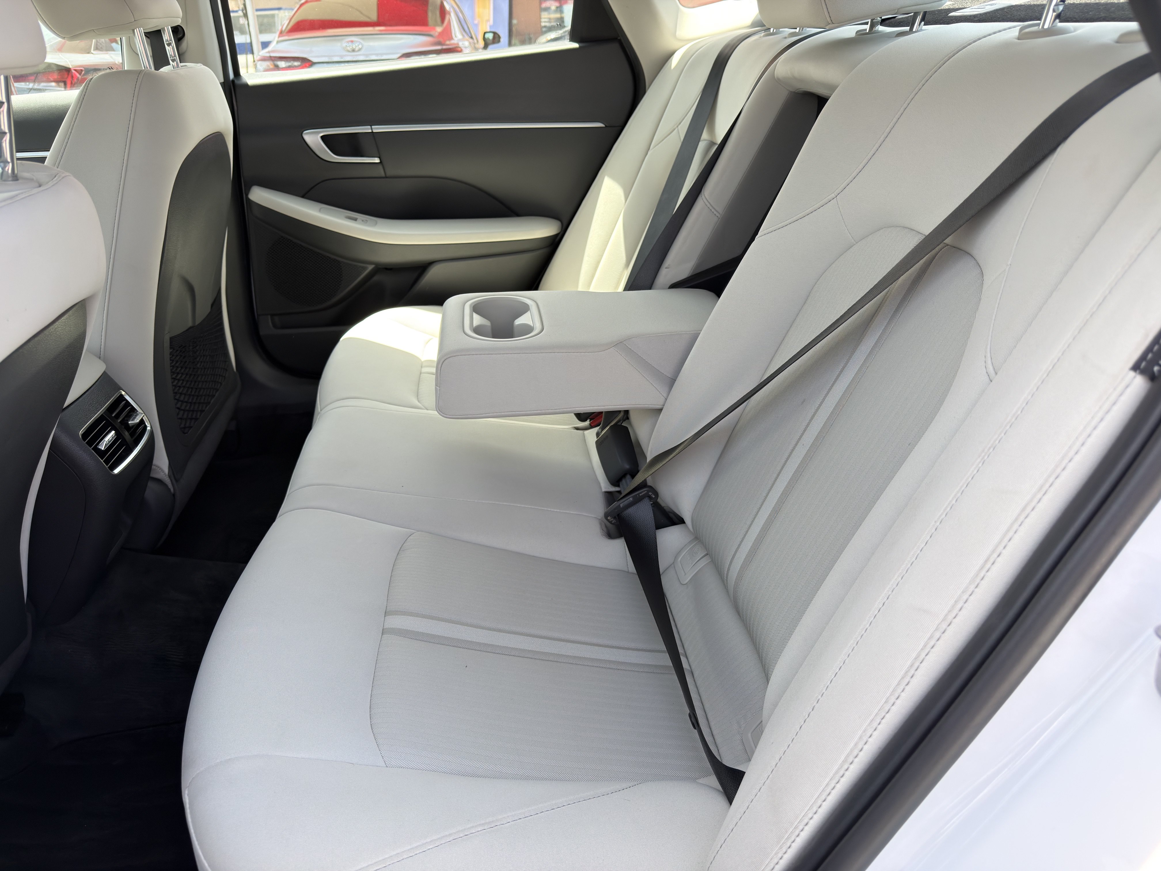 Used 2024 Hyundai Sonata SEL FWD image 18