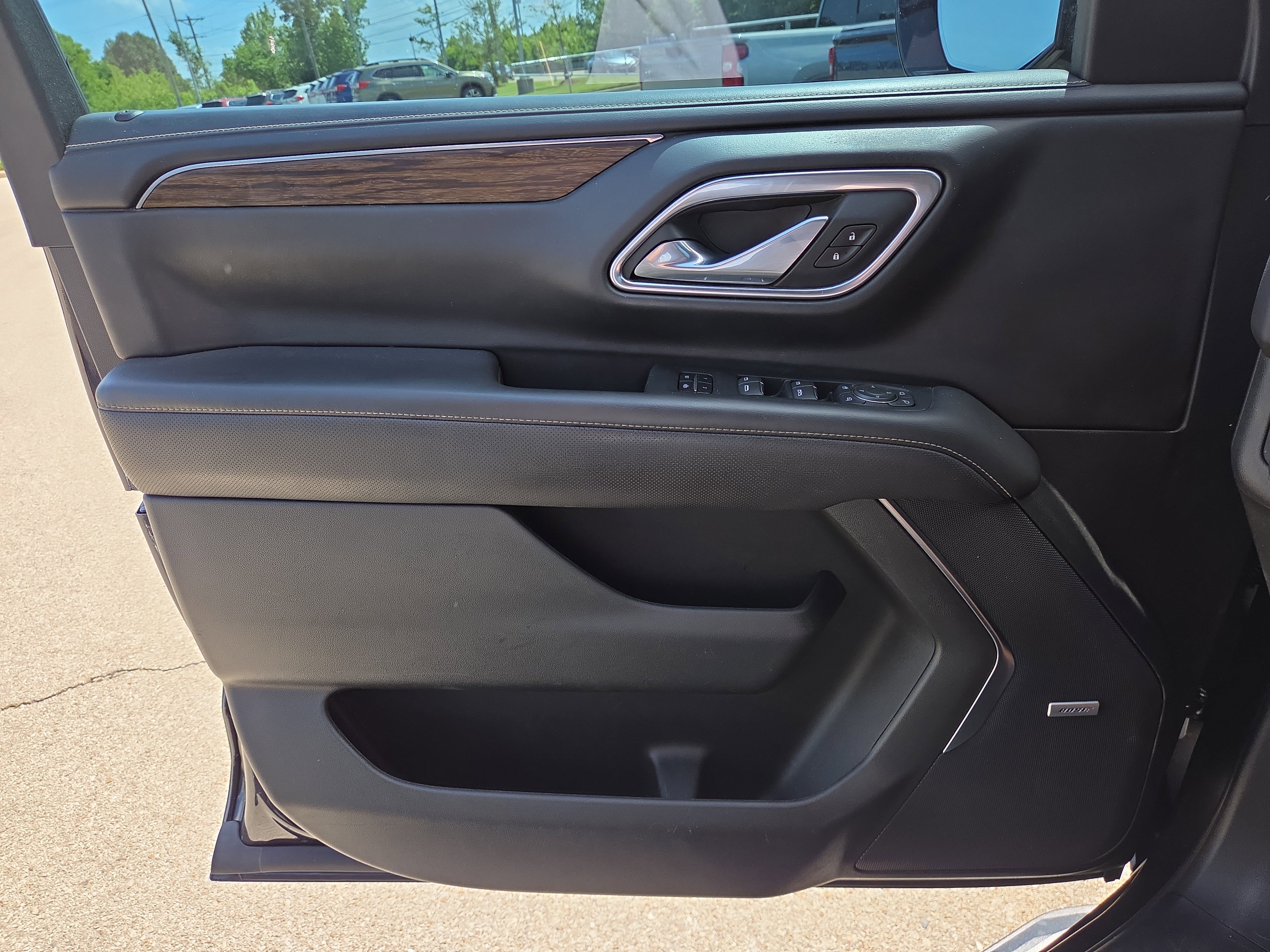 Used 2023 Chevrolet Tahoe Premier RWD image 19