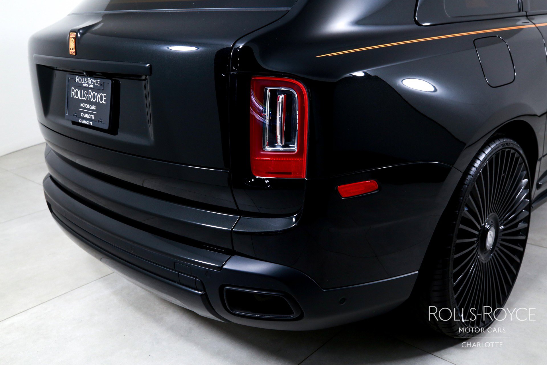 Used 2023 Rolls-Royce Cullinan AWD/4WD image 44