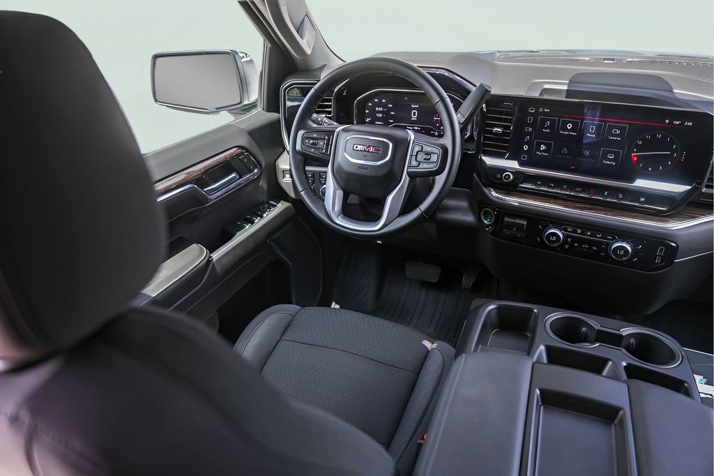 Used 2024 GMC Sierra 1500 SLE AWD/4WD image 28