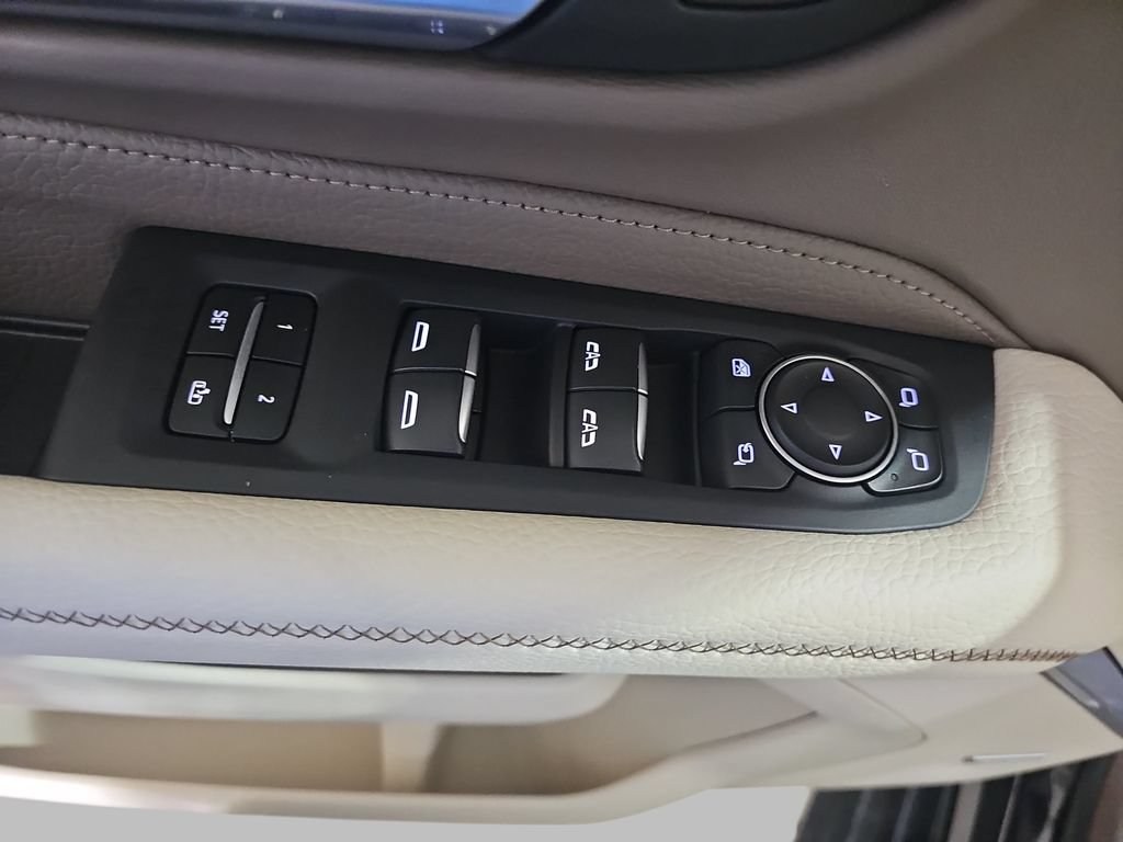 Certified 2024 GMC Yukon XL Denali w/ Advanced Technology Package AWD/4WD image 35