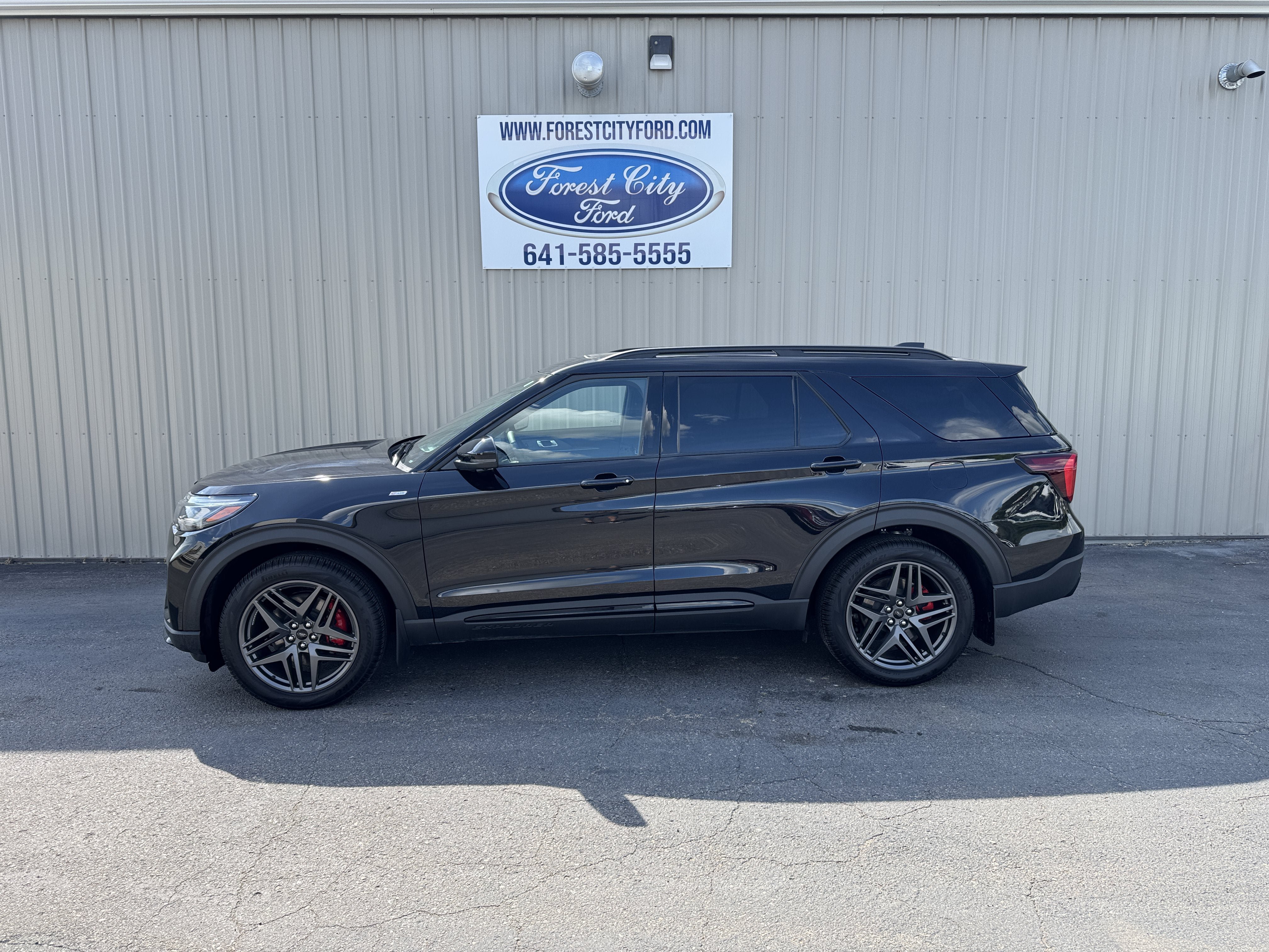 New 2026 Ford Explorer ST-Line w/ ST-Line Street Pack