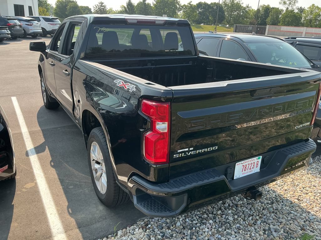 Used 2020 Chevrolet Silverado 1500 Custom w/ Custom Value Package AWD/4WD image 4