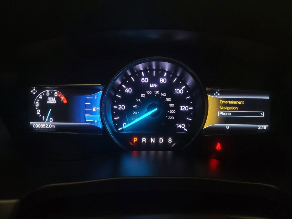 Used 2017 Ford Explorer Limited image 23