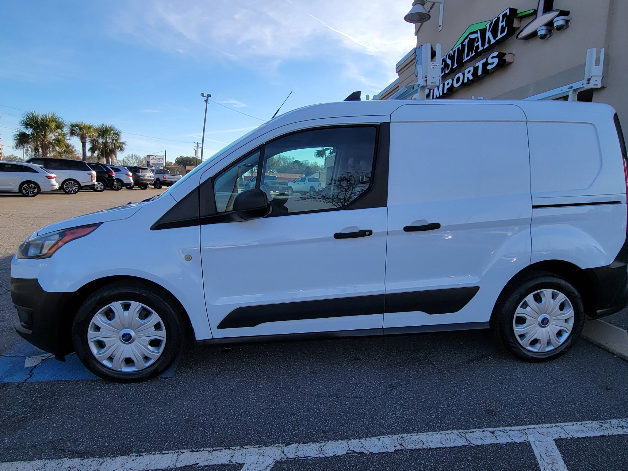 Used 2021 Ford Transit Connect XL image 8