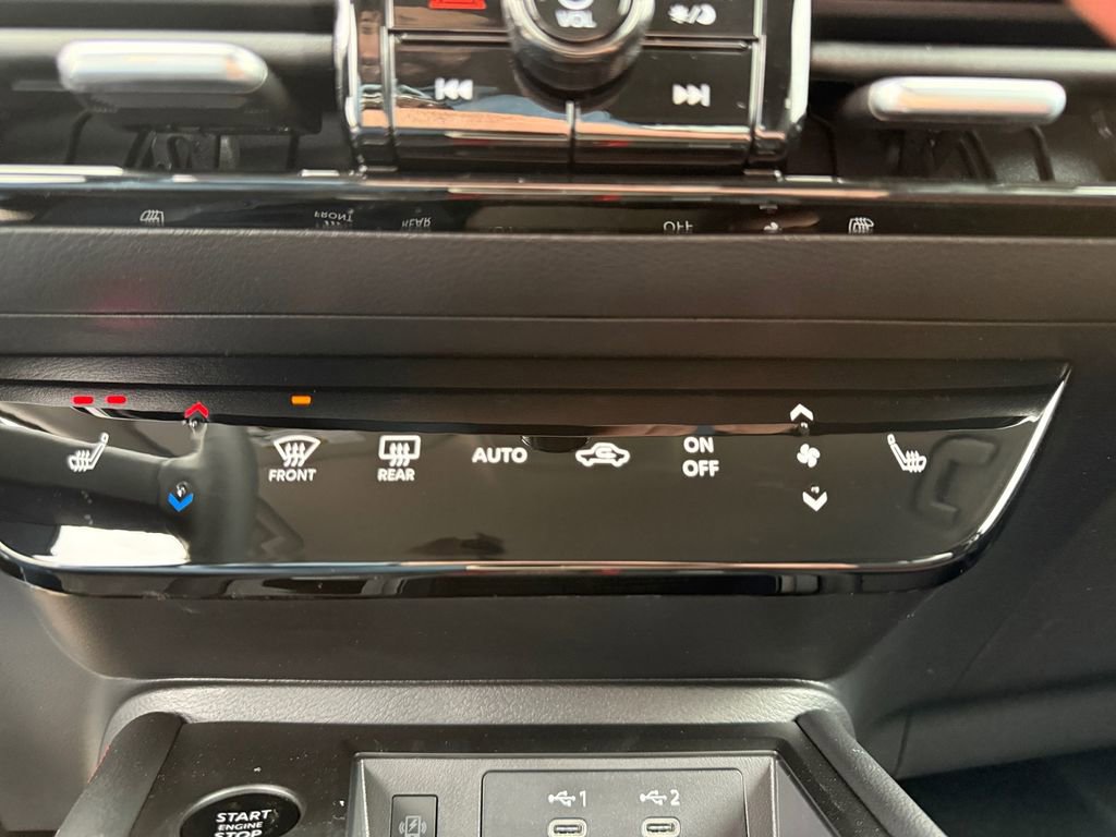 New 2026 Nissan Kicks SR w/ Cold Weather Package image 29