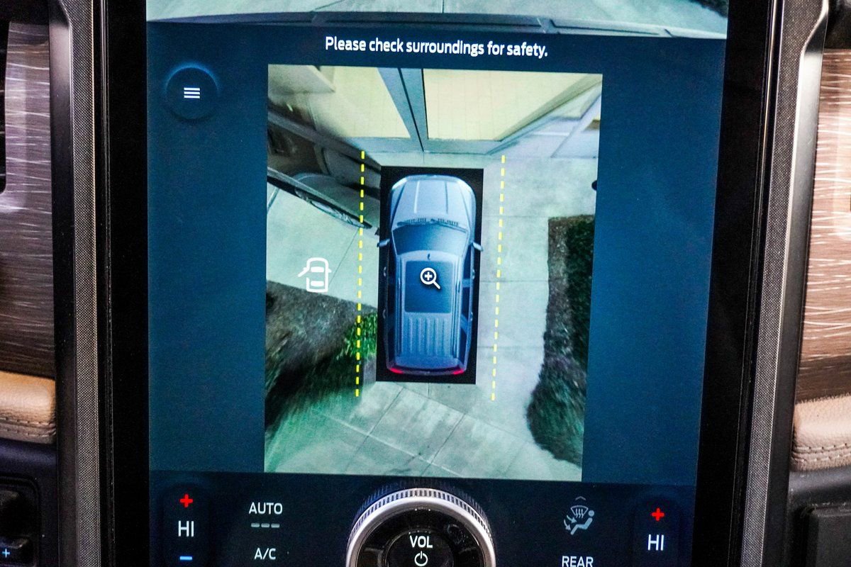 Used 2022 Ford Expedition Max Limited image 26