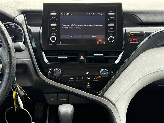 Used 2022 Toyota Camry LE image 14