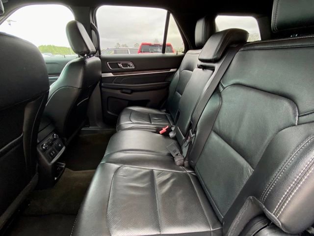 Used 2018 Ford Explorer Limited image 20