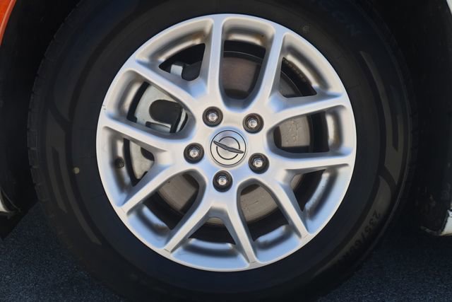 Used 2024 Chrysler Pacifica Touring-L FWD image 7