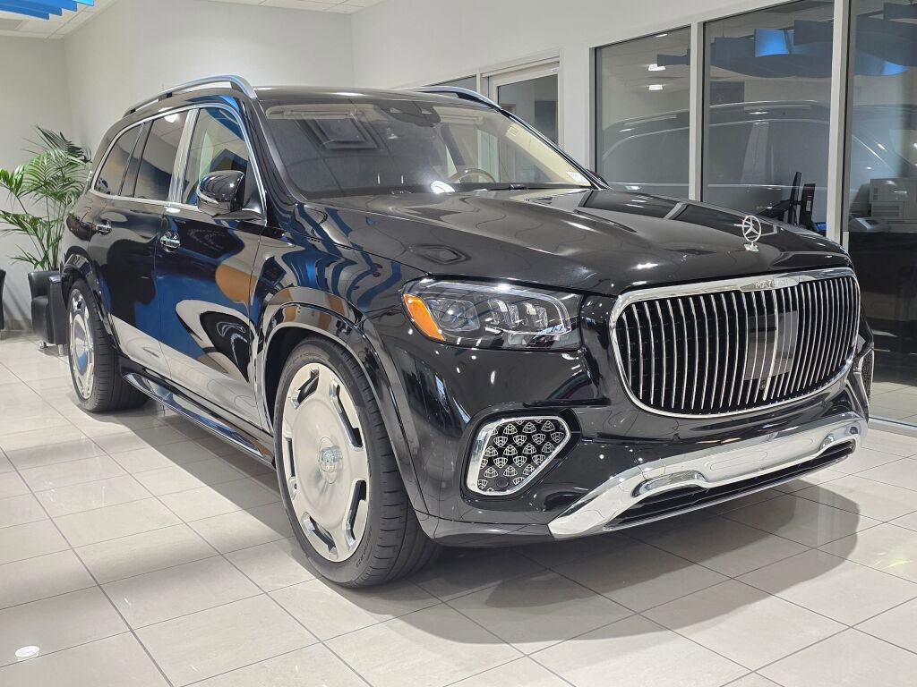 Used 2025 Mercedes-Benz Maybach GLS 600 4MATIC image 7