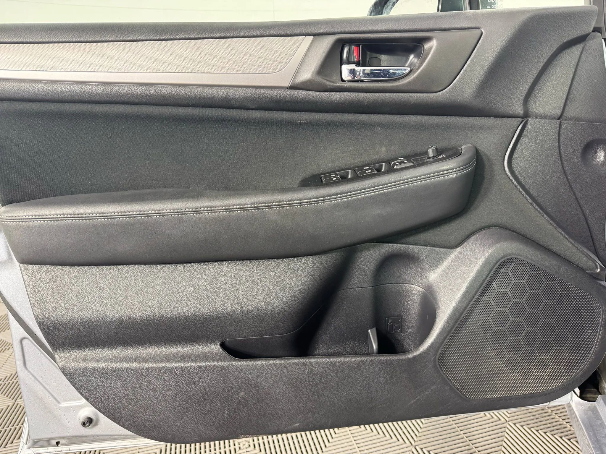 Used 2018 Subaru Legacy 2.5i Premium w/ Eyesight & BSD & Rcta & HBA image 36