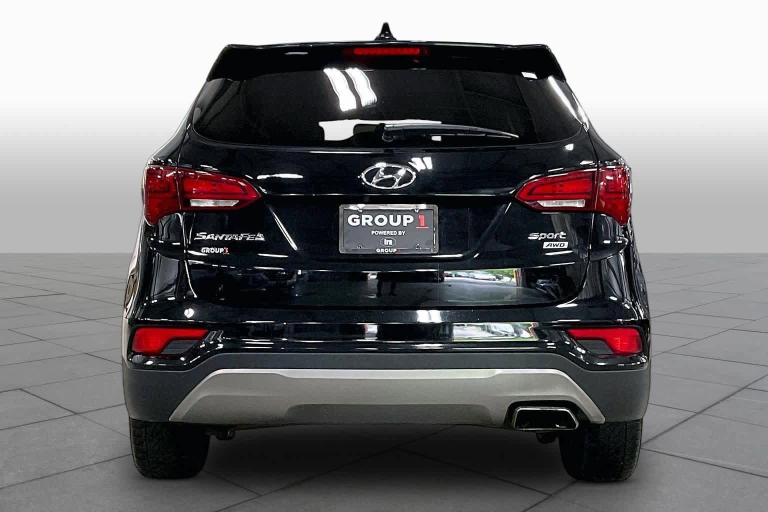 Used 2017 Hyundai Santa Fe Sport w/ Cargo Package AWD/4WD image 5