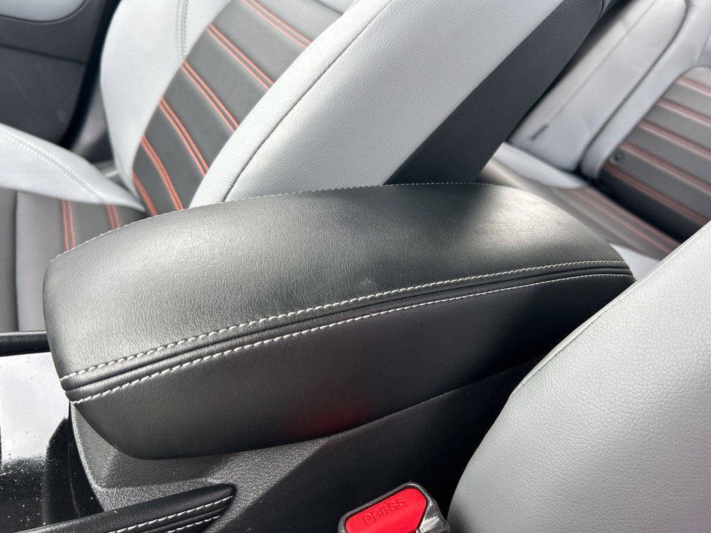 Certified 2024 Nissan Kicks SR w/ SR Premium Package FWD image 36