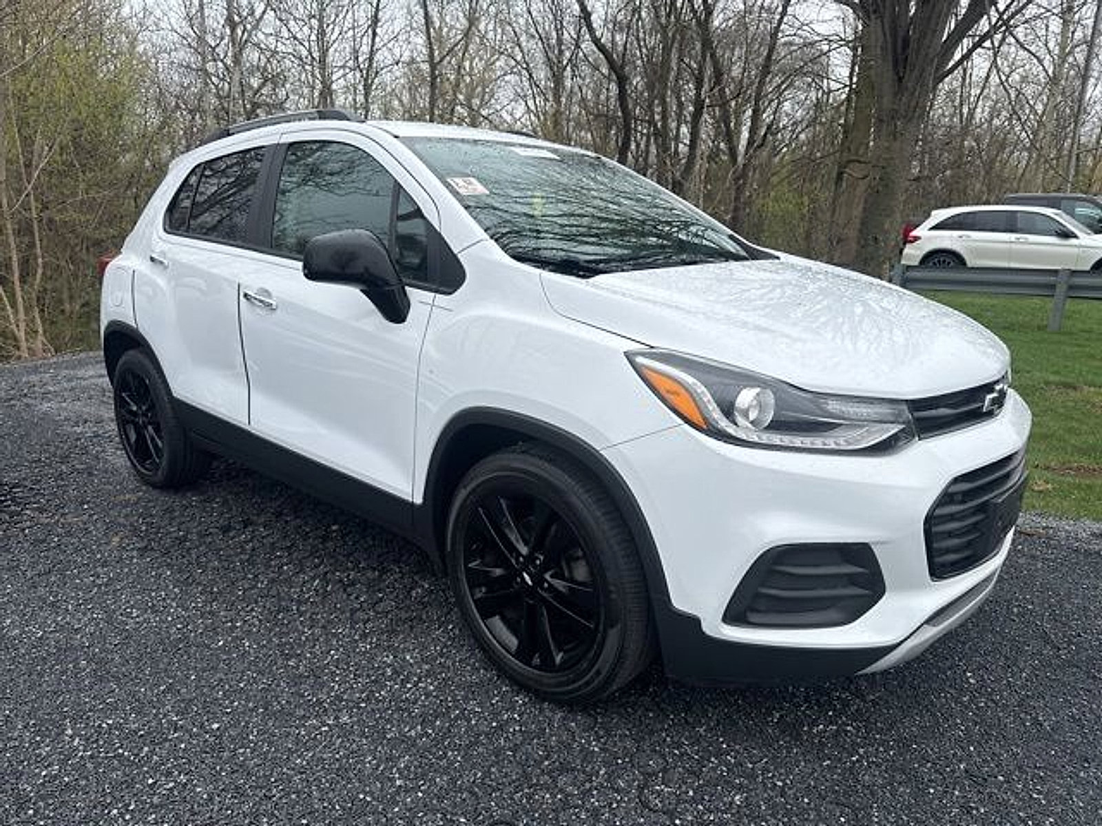 Used 2019 Chevrolet Trax LT w/ Redline Edition image 4