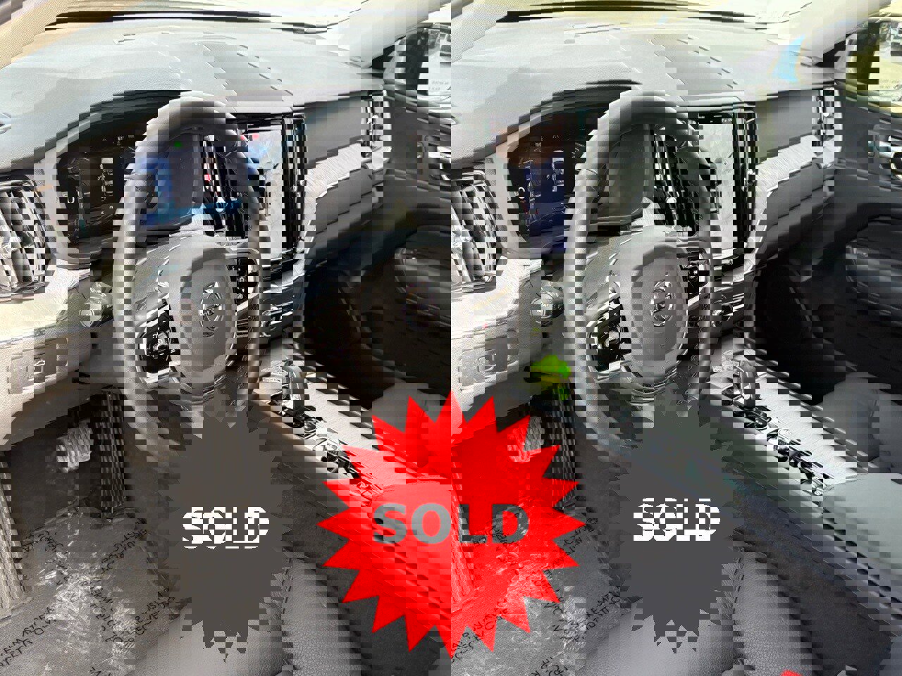 Used 2025 Volvo XC60 B5 Plus w/ Climate Package image 16