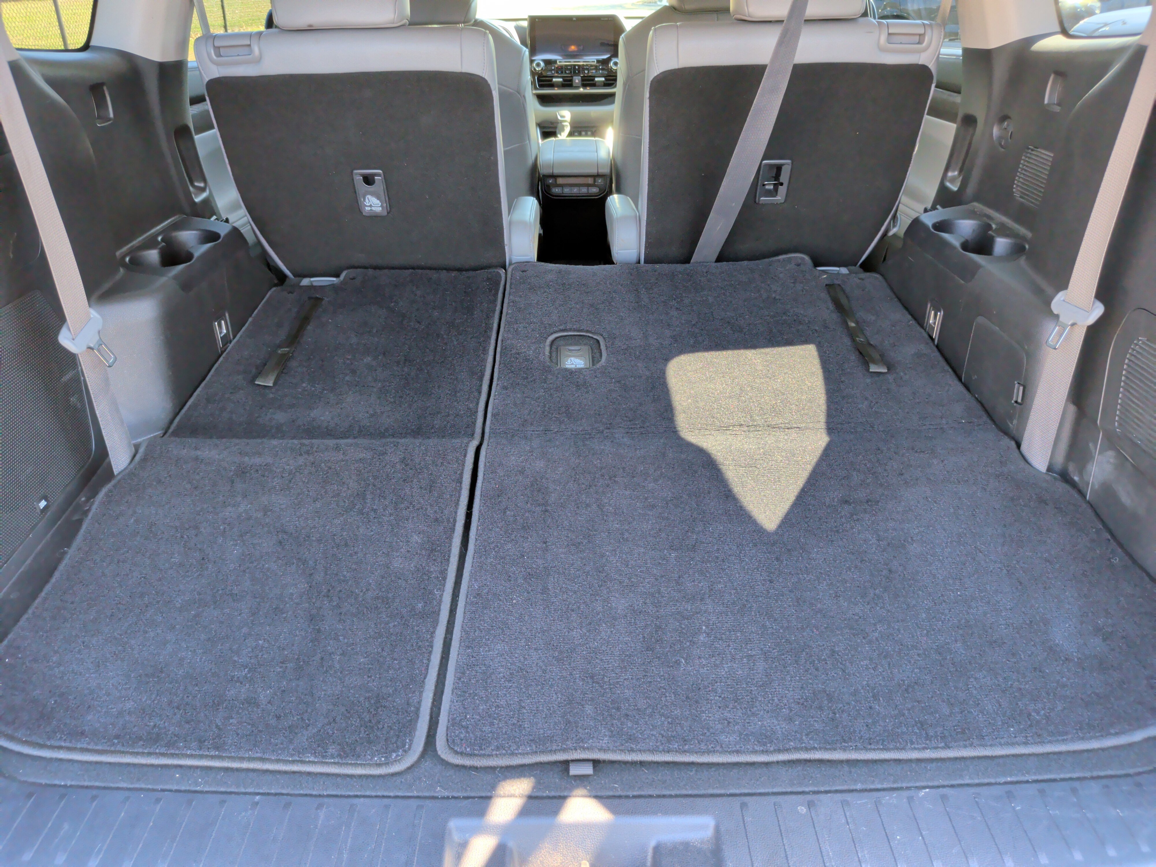 Used 2021 Toyota Highlander Platinum image 39