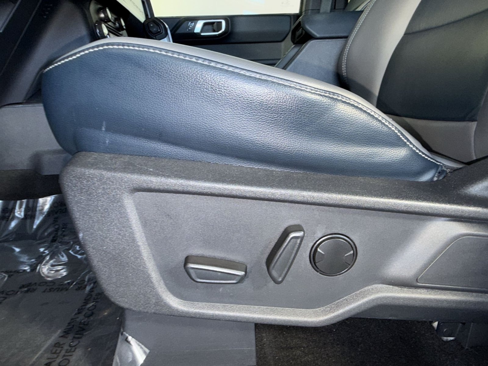 Used 2021 Ford Bronco First Edition AWD/4WD image 14