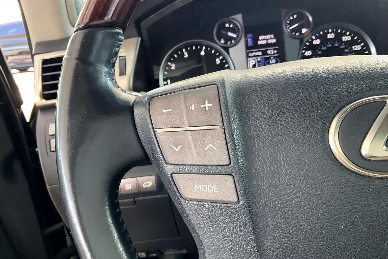 Used 2015 Lexus LX 570 4WD image 24