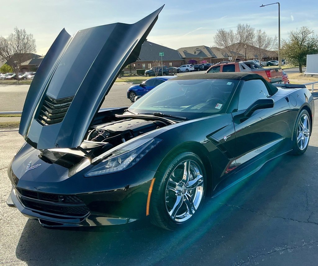 Used 2017 Chevrolet Corvette Stingray Convertible w/ 3LT Preferred Equipment Group image 2