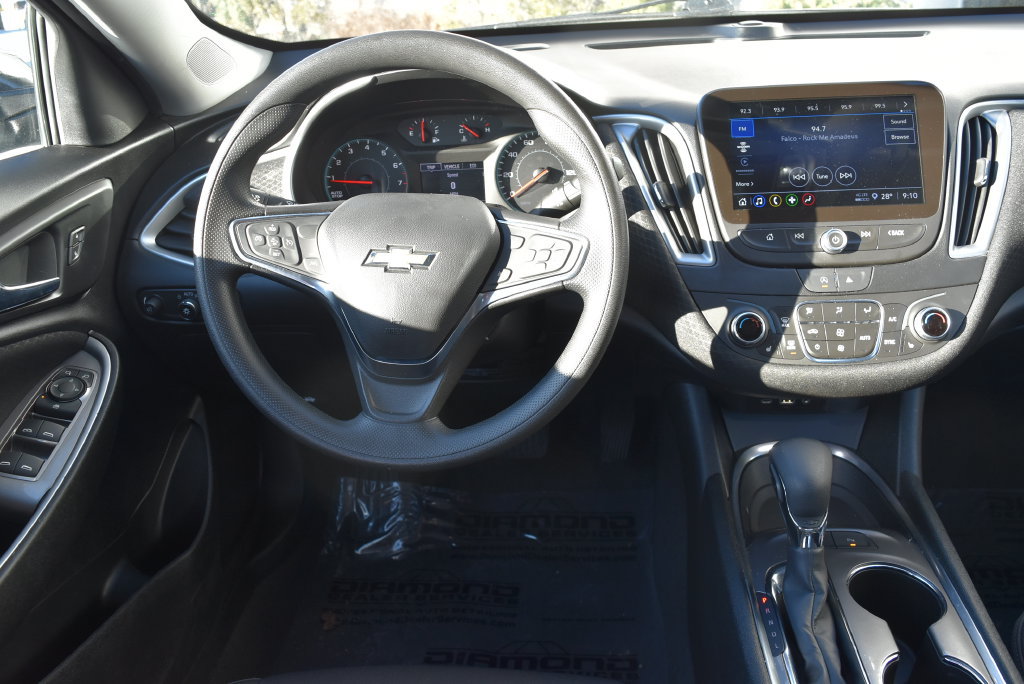 Used 2024 Chevrolet Malibu LT FWD image 11