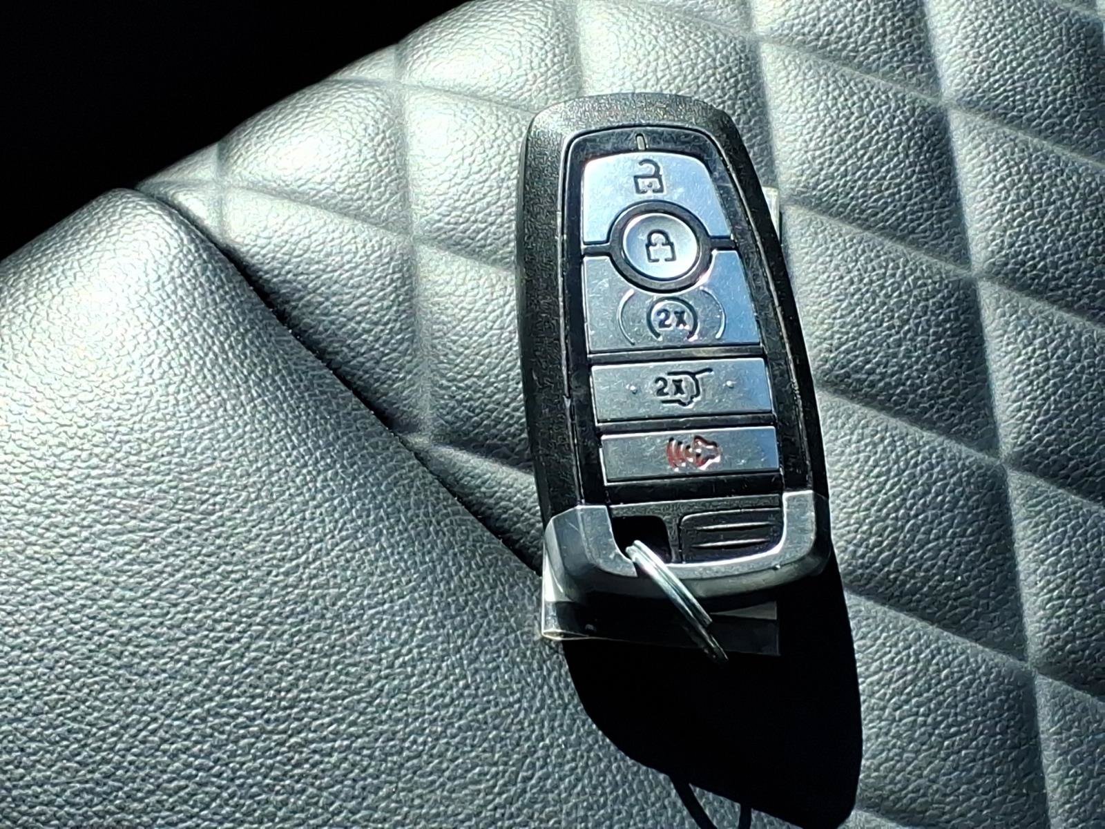 Used 2024 Ford Edge Titanium AWD/4WD image 24