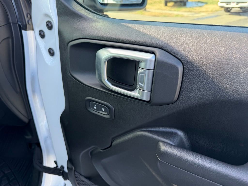 Used 2024 Jeep Gladiator Sport image 29