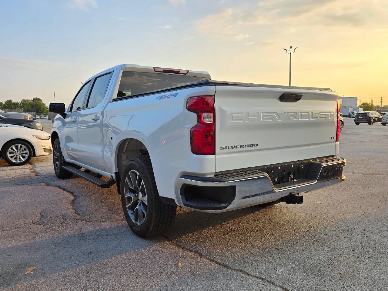 Certified 2024 Chevrolet Silverado 1500 LT AWD/4WD image 4