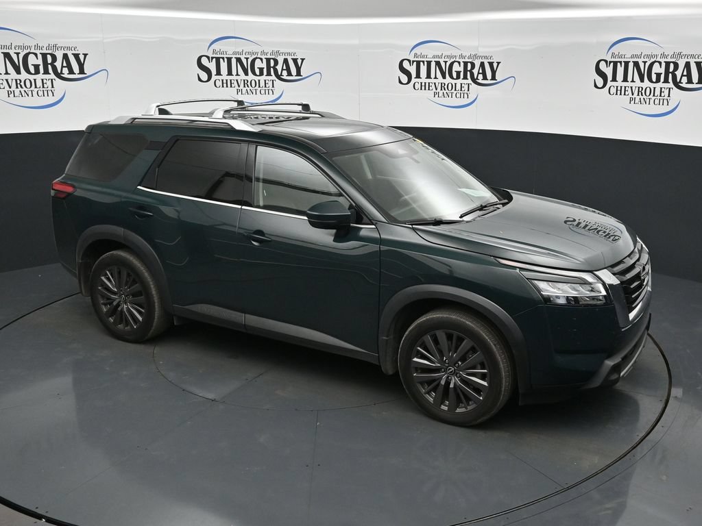 Used 2024 Nissan Pathfinder SL w/ SL Premium Package FWD image 18