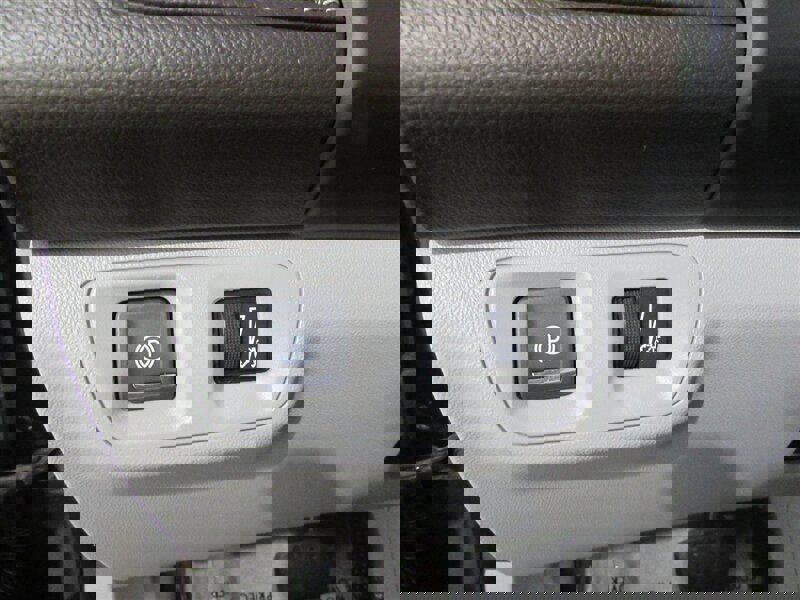 Used 2023 GMC Acadia SLT image 23