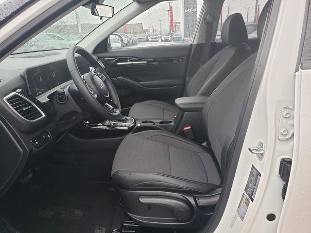 Certified 2025 Kia Seltos S image 11