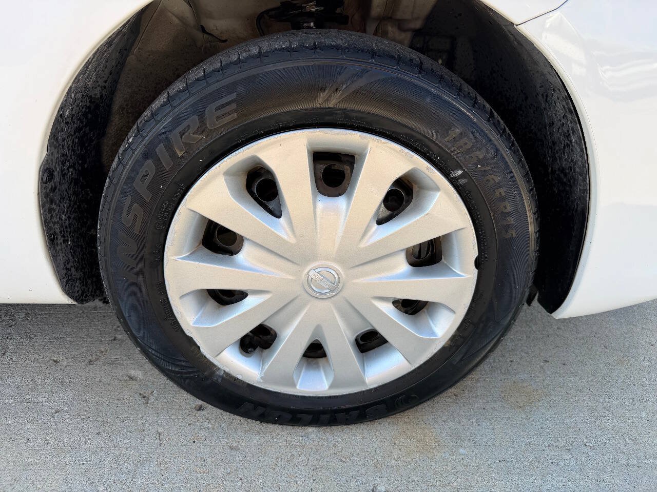 Used 2019 Nissan Versa SV FWD image 22