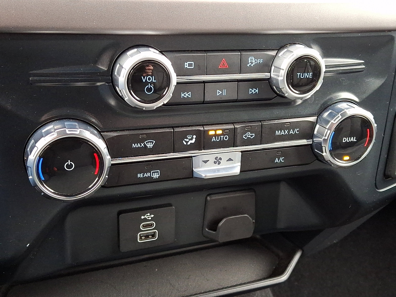 Used 2025 Ford F150 XLT w/ Equipment Group 301A Standard image 15