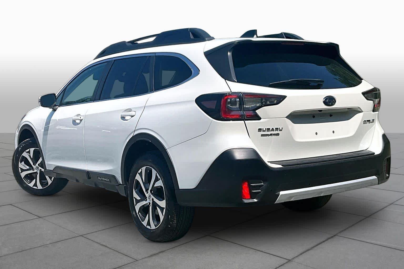 Used 2022 Subaru Outback Limited AWD/4WD image 12