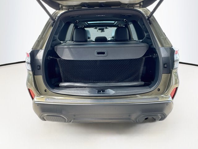 Used 2025 Subaru Forester Touring AWD/4WD image 23