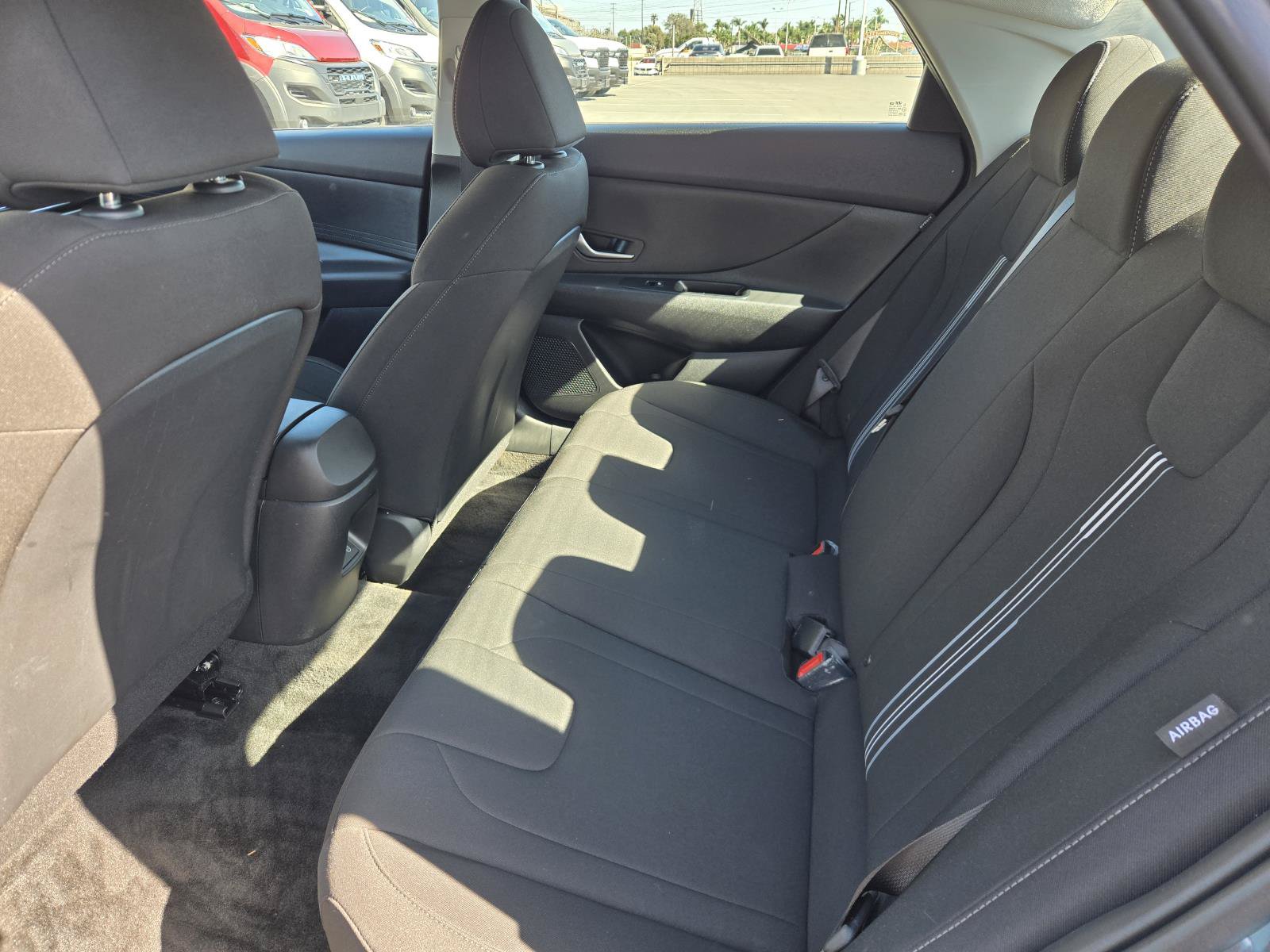 Used 2026 Hyundai Elantra Hybrid FWD image 27