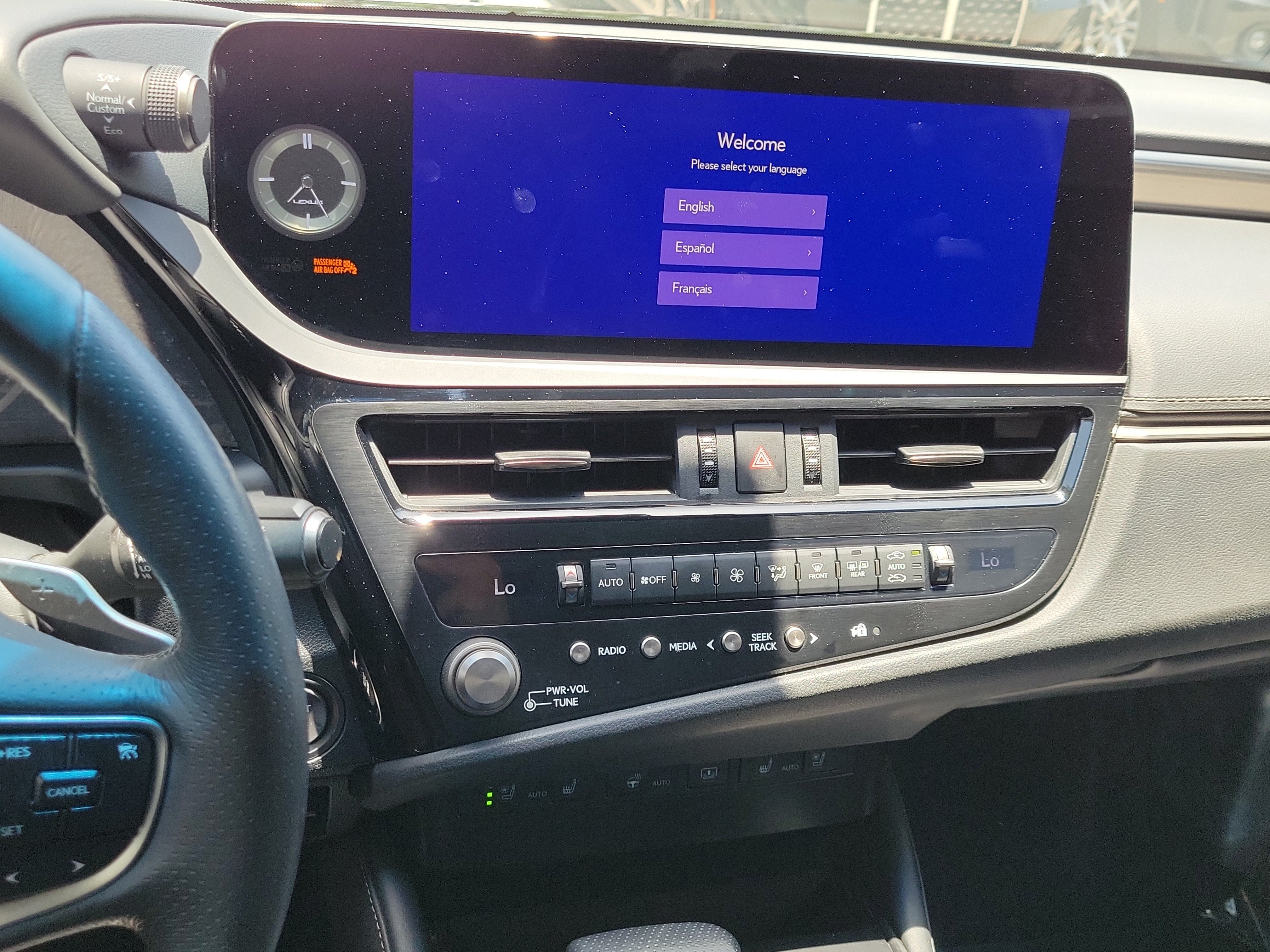 Used 2024 Lexus ES 350 F Sport w/ Accessory Package (Z2) FWD image 21