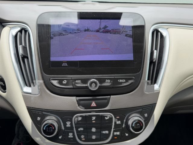 Used 2022 Chevrolet Malibu Premier FWD image 24