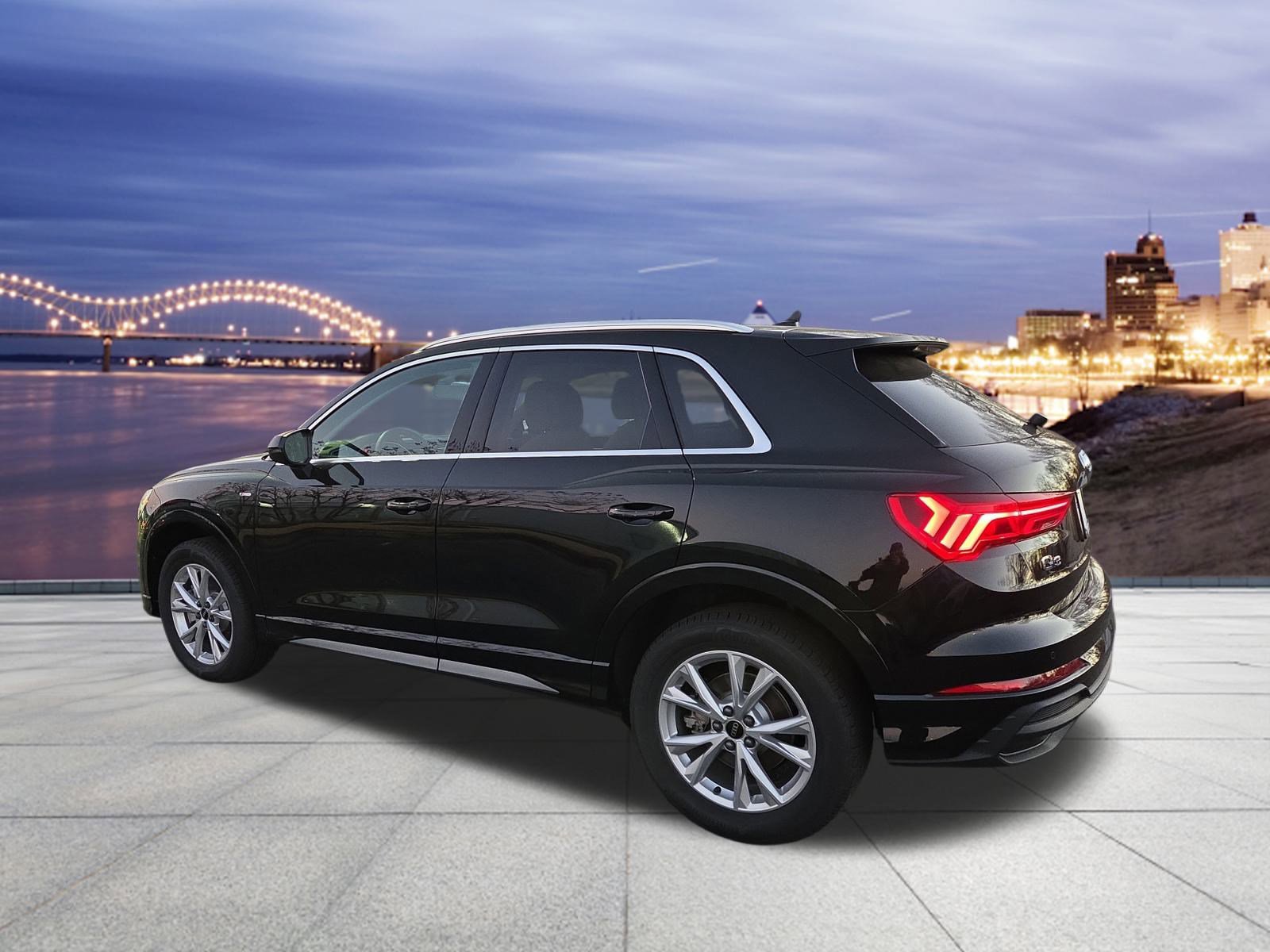 New 2025 Audi Q3 2.0T Premium image 3