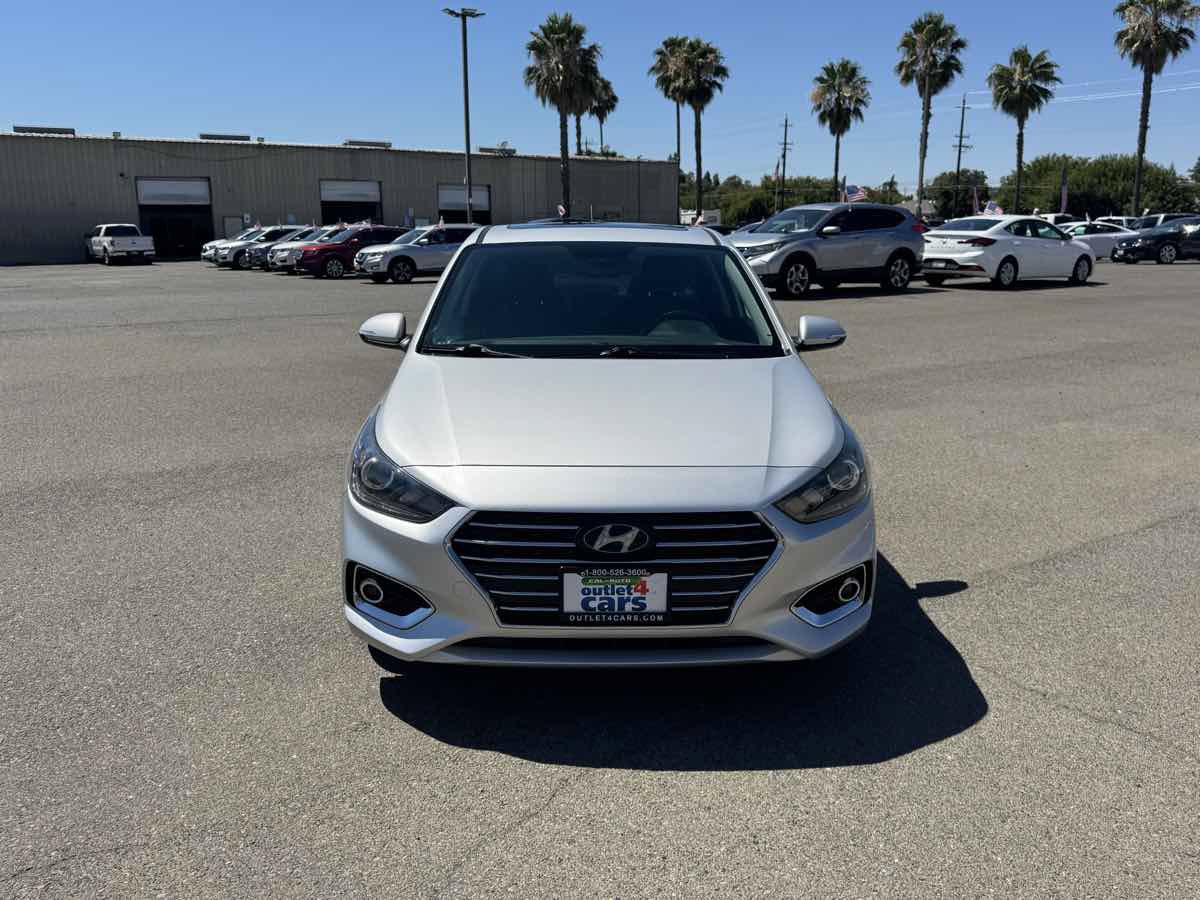 Used 2019 Hyundai Accent Limited w/ Cargo Package FWD image 4