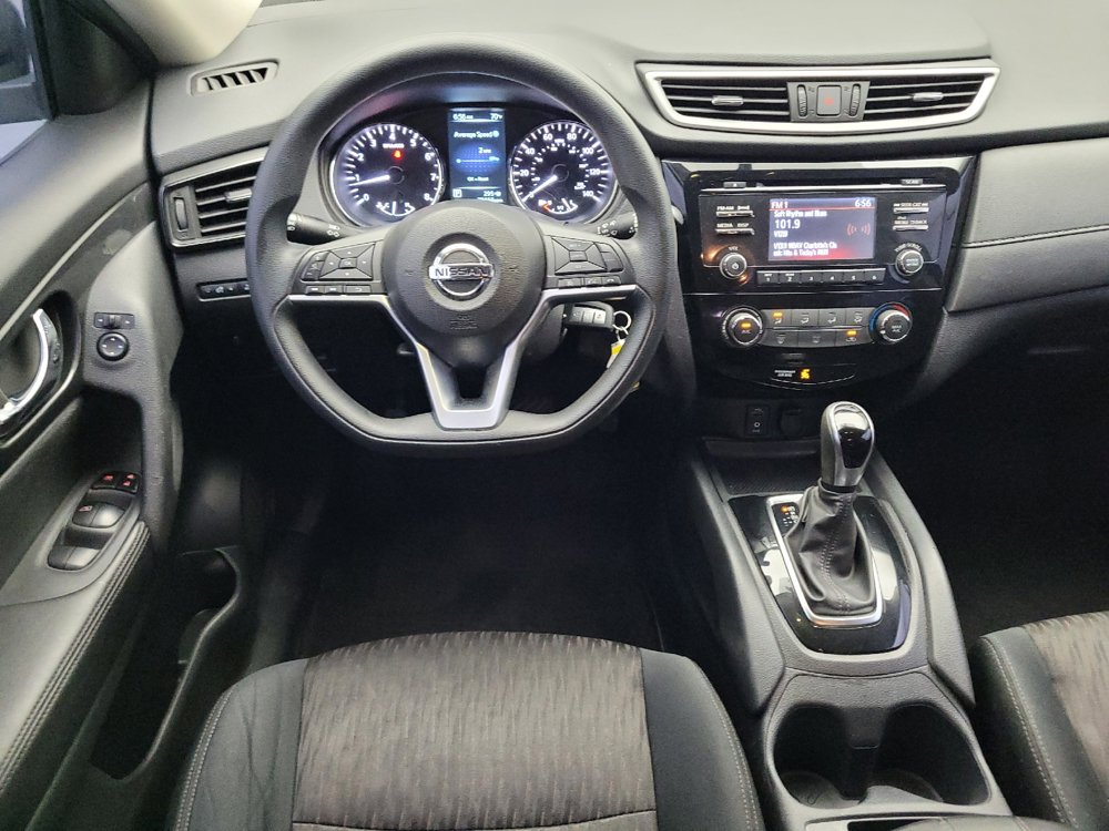 Used 2017 Nissan Rogue S AWD/4WD image 22