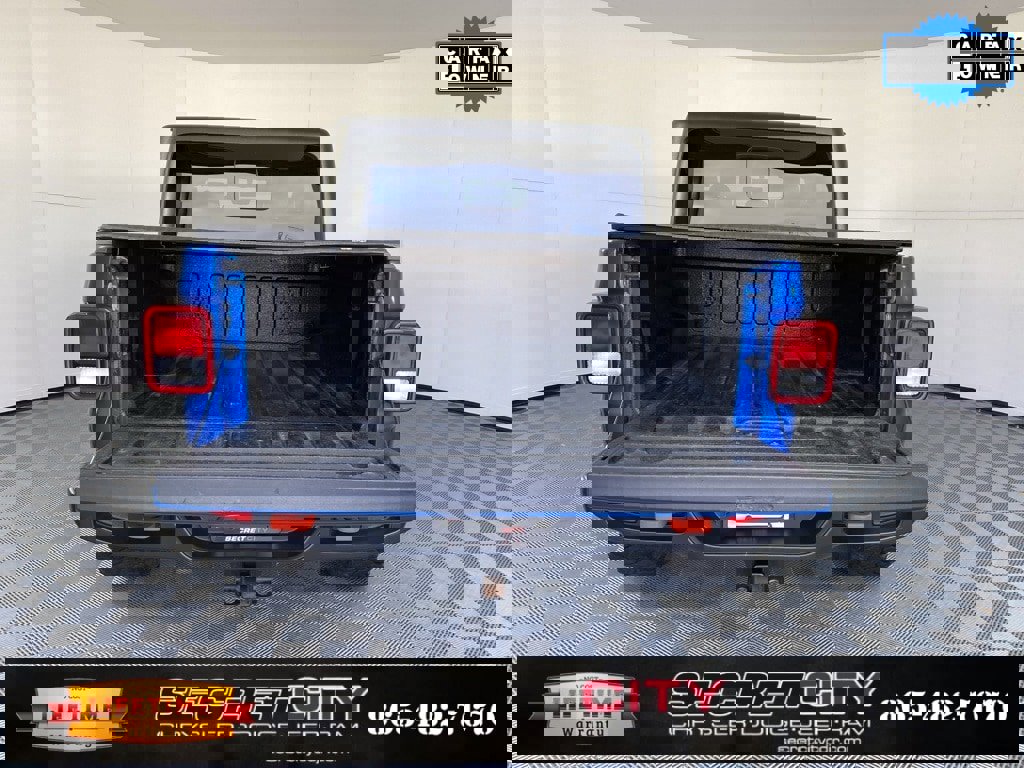 Used 2023 Jeep Gladiator Mojave w/ Trailer Tow Package image 32