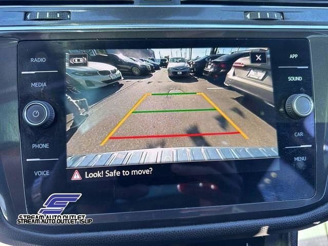 Used 2023 Volkswagen Tiguan SE image 27
