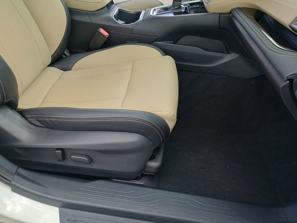 Certified 2025 Subaru Outback Limited AWD/4WD image 23