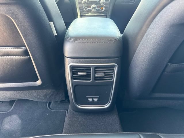 Certified 2021 Chrysler 300 Touring L RWD image 10