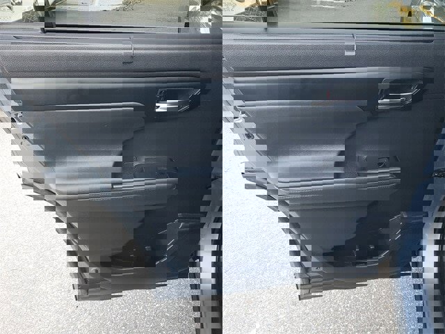 Used 2020 Toyota Highlander XLE image 10