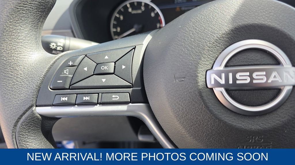 Used 2025 Nissan Altima 2.5 SV image 16