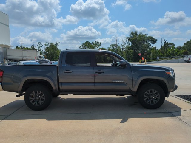 Used 2023 Toyota Tacoma SR5 RWD image 4