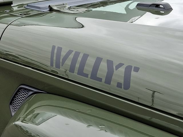 Used 2022 Jeep Gladiator Sport image 10